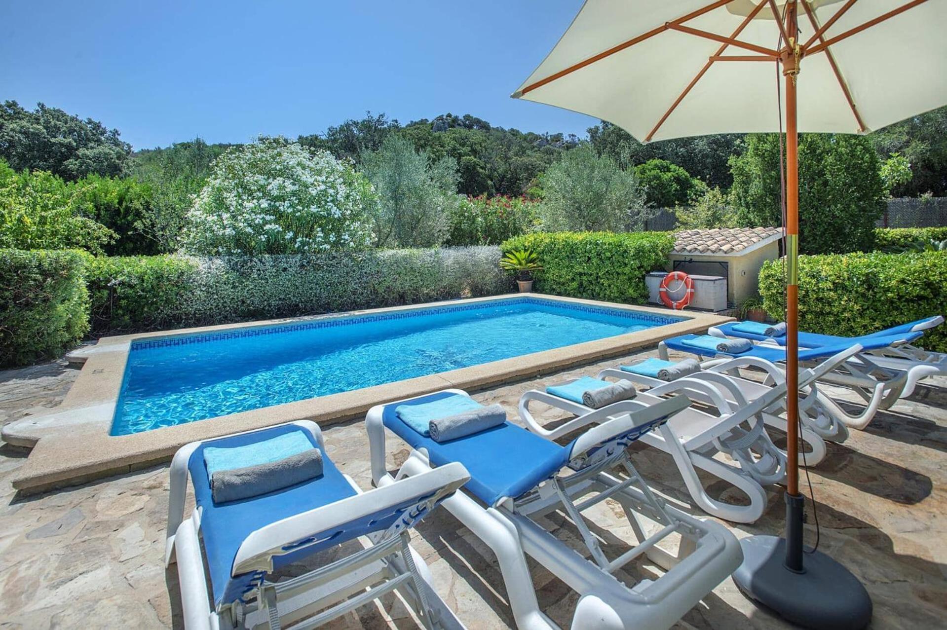 Villa Vidrier Ii By